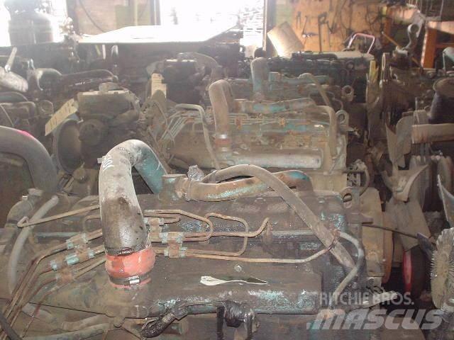 International DT 466C محركات