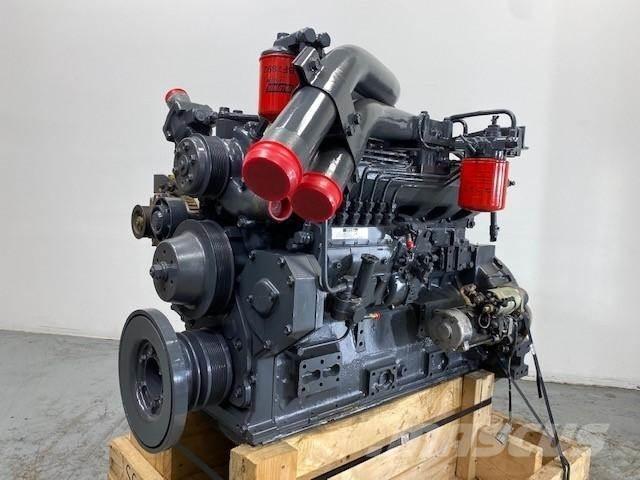 Komatsu S6D95 محركات