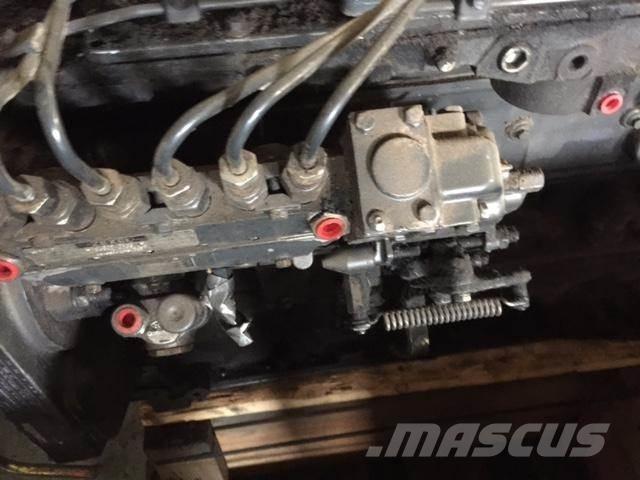 Komatsu SA6D102-1 محركات