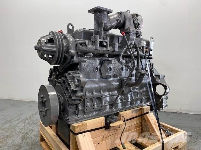 Komatsu SA6D110 محركات