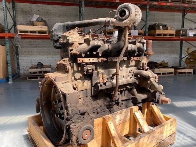 Komatsu SA6D125-2 محركات