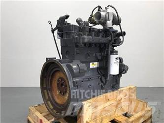 Komatsu SAA4D102E-2 محركات