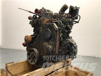 Komatsu SAA4D102E-2 محركات