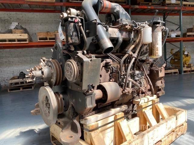 Komatsu SAA6D125E-2 محركات