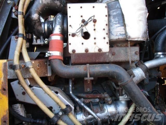 Komatsu SAA6D125E-5 محركات