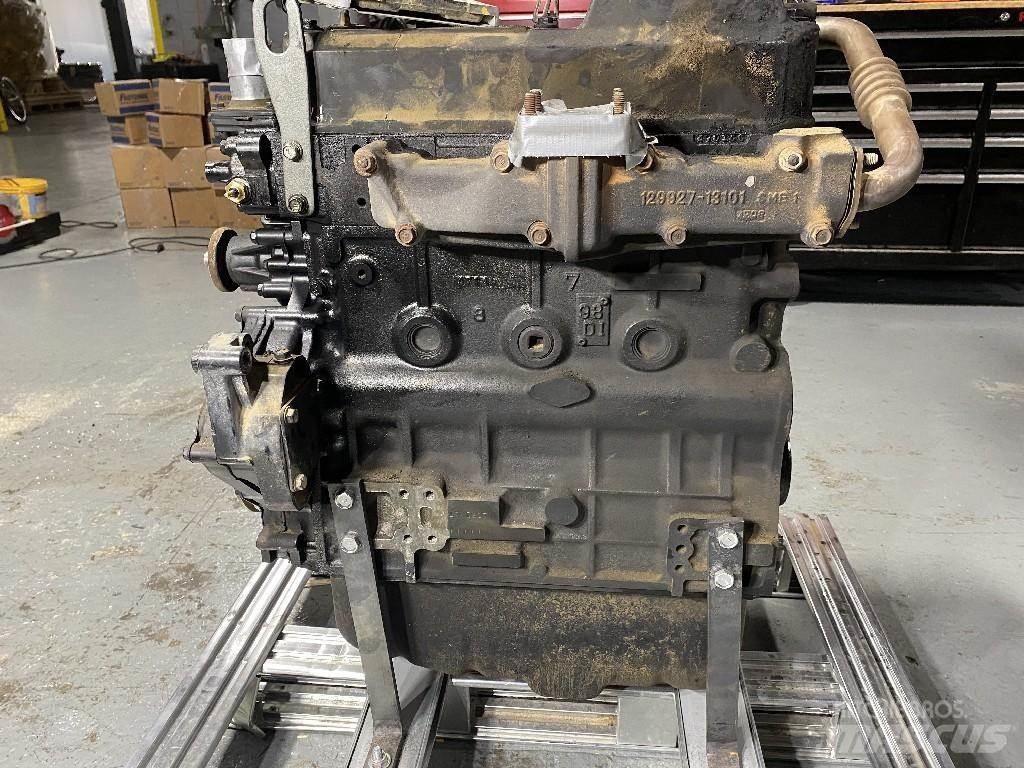 Yanmar 4TNV98T-ZXWTB محركات