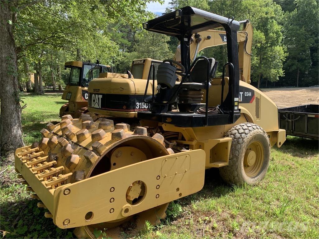 CAT CS-44 أخرى