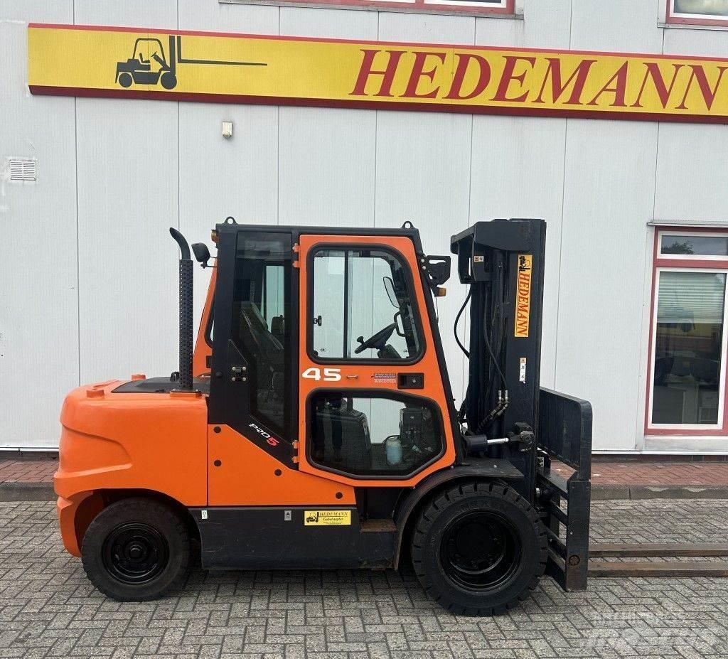 Doosan D45SC-5 شاحنات الديزل