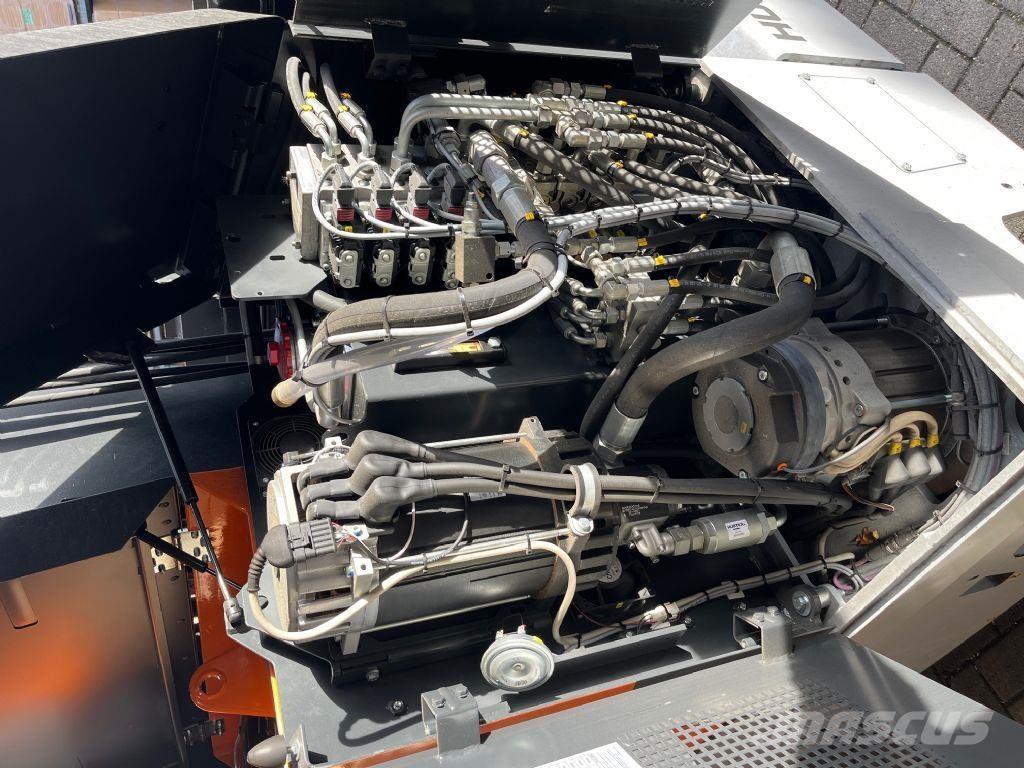 Hubtex PHOENIX MQ 45 لوادر جانبية