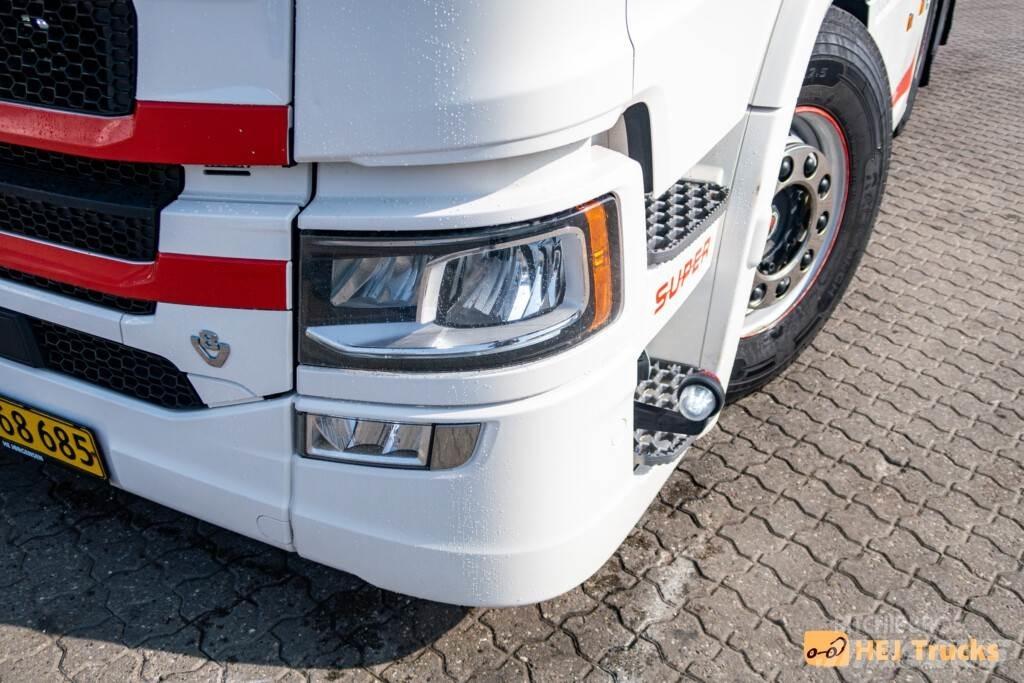 Scania R660 A6x2NB وحدات الجر