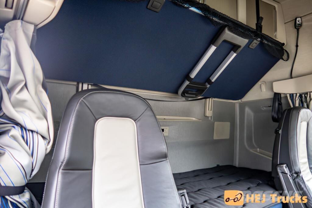 Volvo FH500 6x2 وحدات الجر