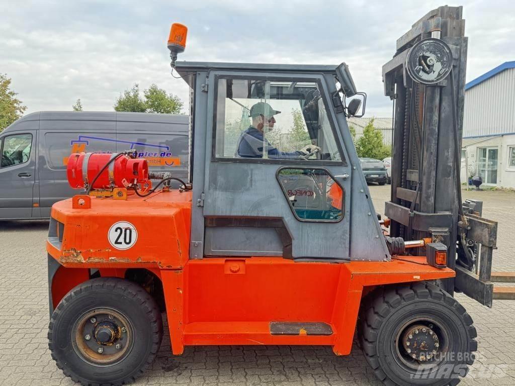 Komatsu FG60-5 شاحنات LPG