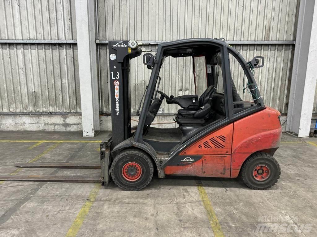 Linde H30D-02 شاحنات الديزل