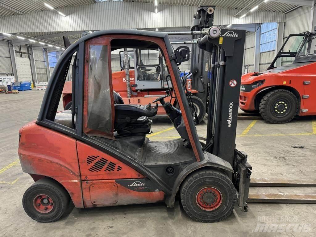Linde H30D-02 شاحنات الديزل