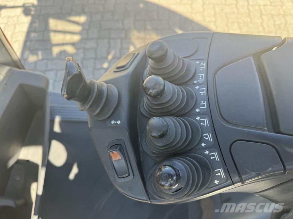 Linde H30D-02 شاحنات الديزل