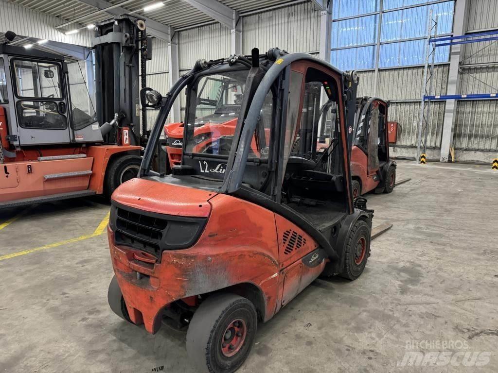 Linde H30D-02 شاحنات الديزل
