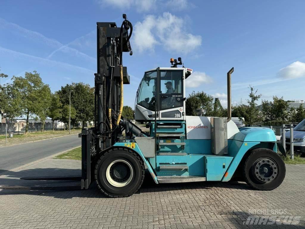 SMV 20-1200C شاحنات الديزل