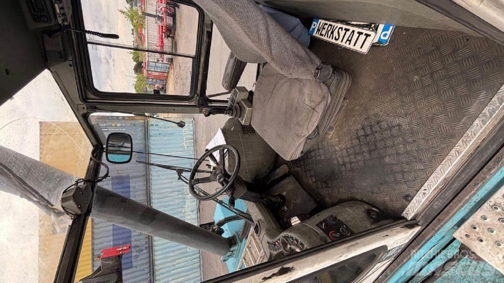 SMV SC4127TA5 رافعات حاويات