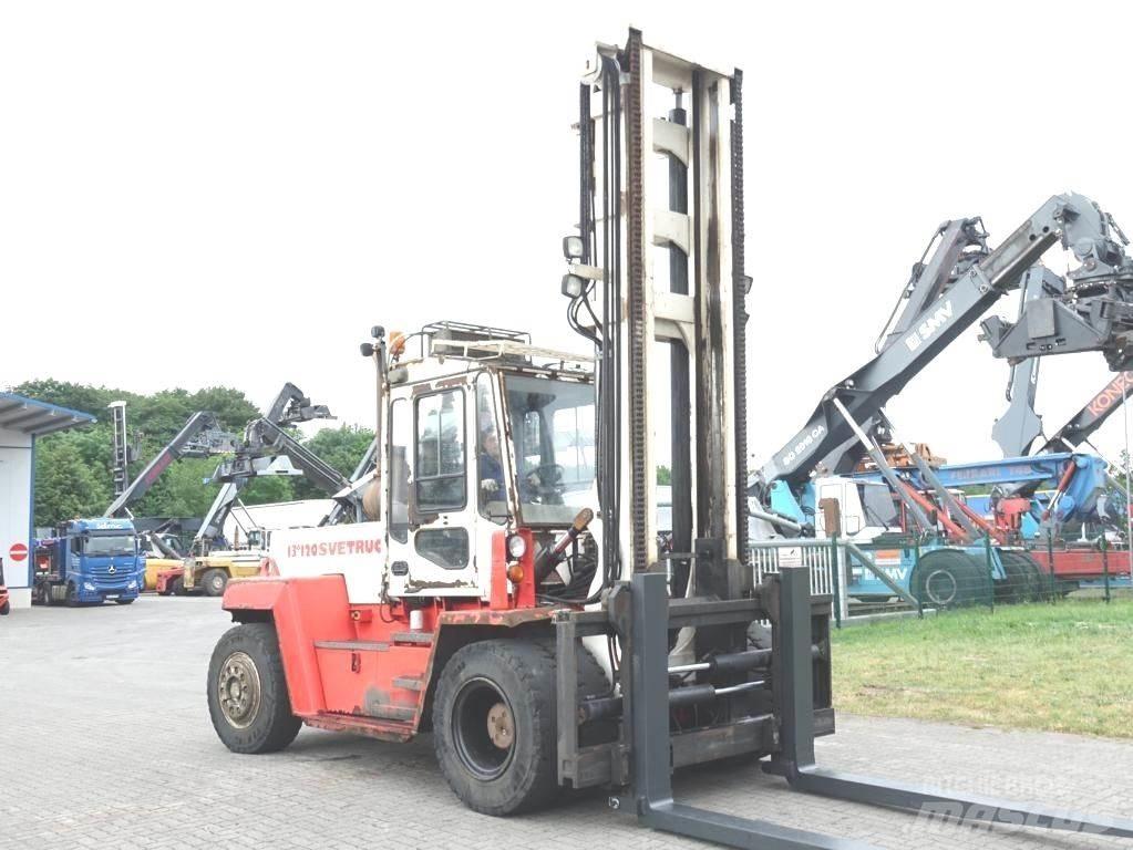 Svetruck 13.6-120-32 شاحنات الديزل