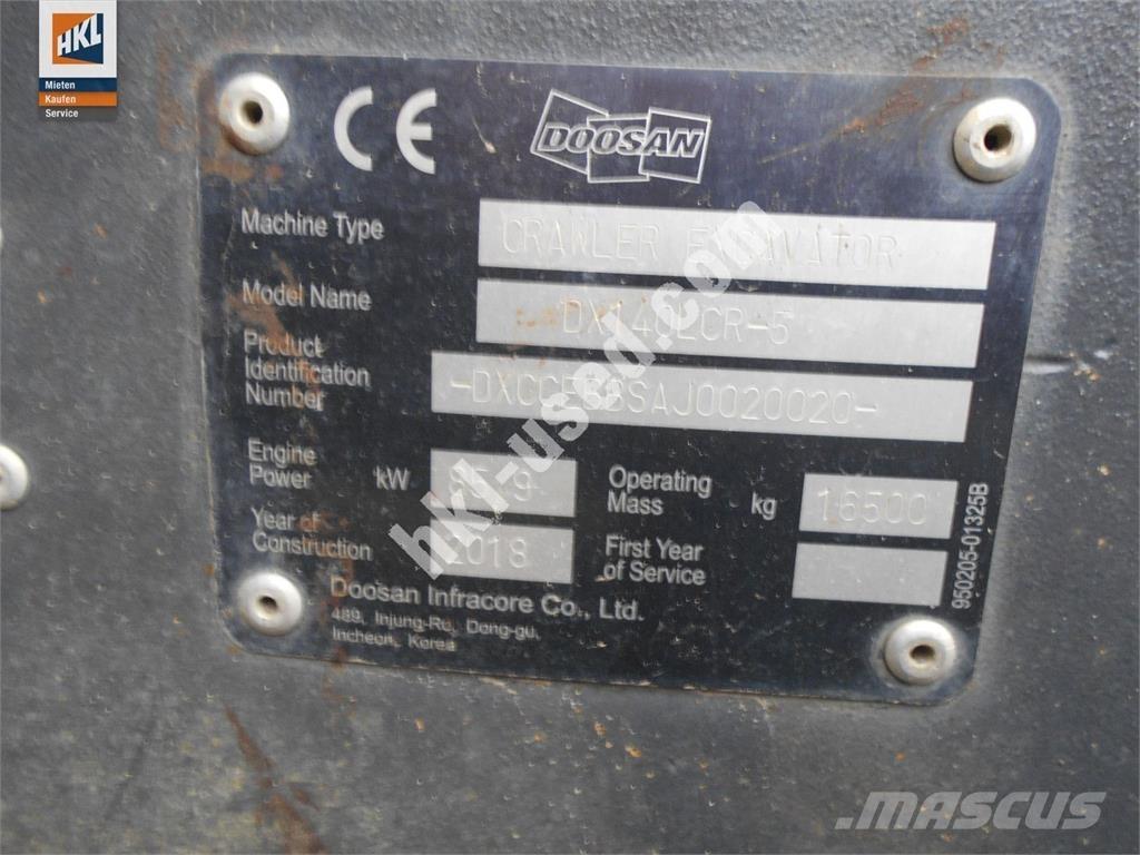 Doosan DX 140 LCR-5 حفارات زحافة