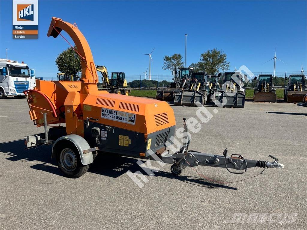 Jensen A 425 ماكينات تقطيع أخشاب الحراجة