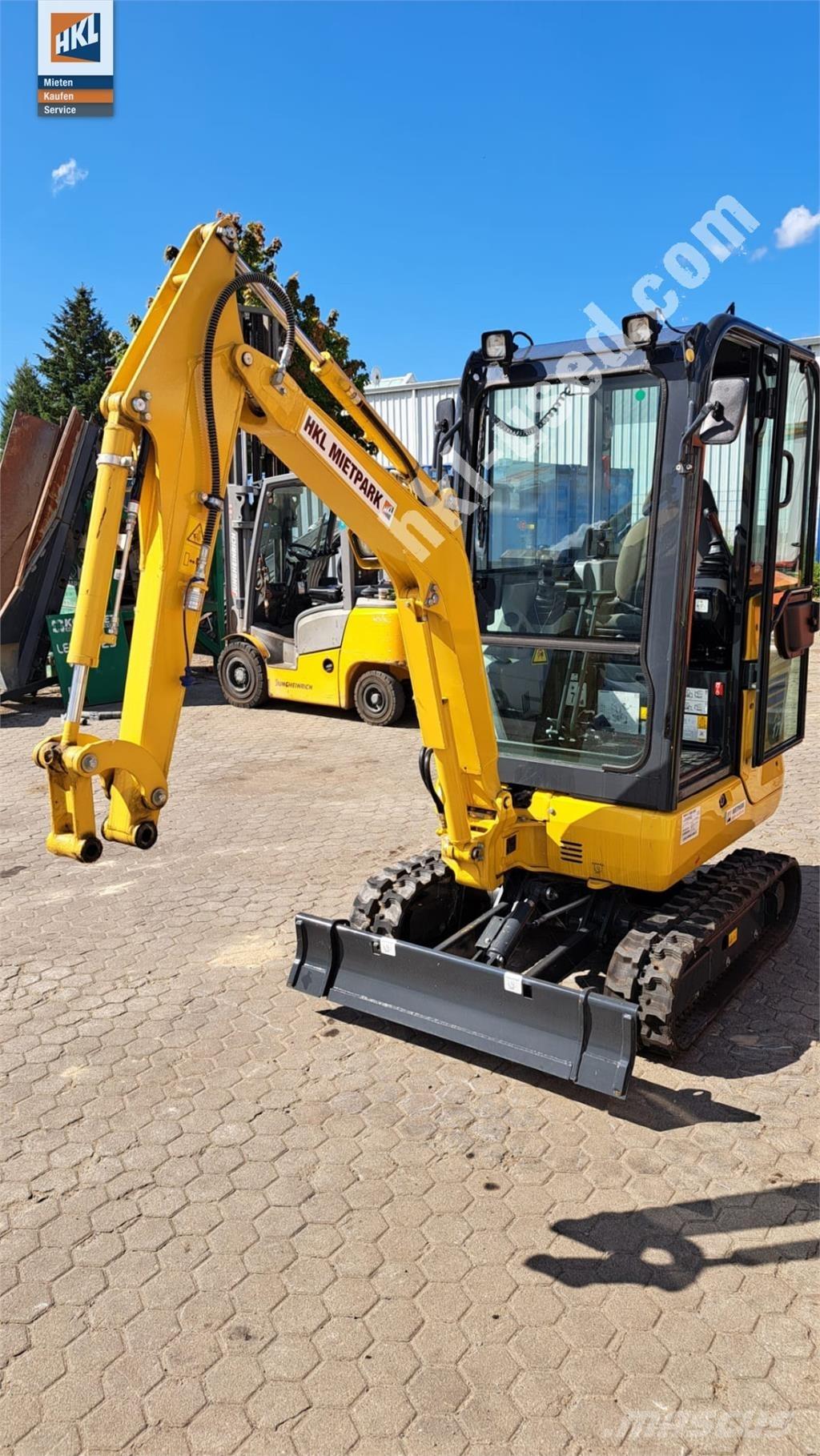 Komatsu PC 17 R-5 حفارات صغيرة أقل من 7 طن (حفارات صغيرة)