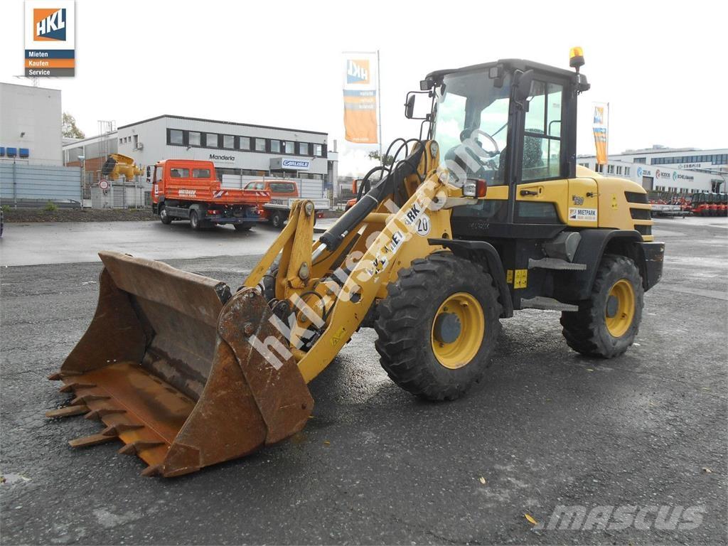 Yanmar V 120 لوادر بعجل