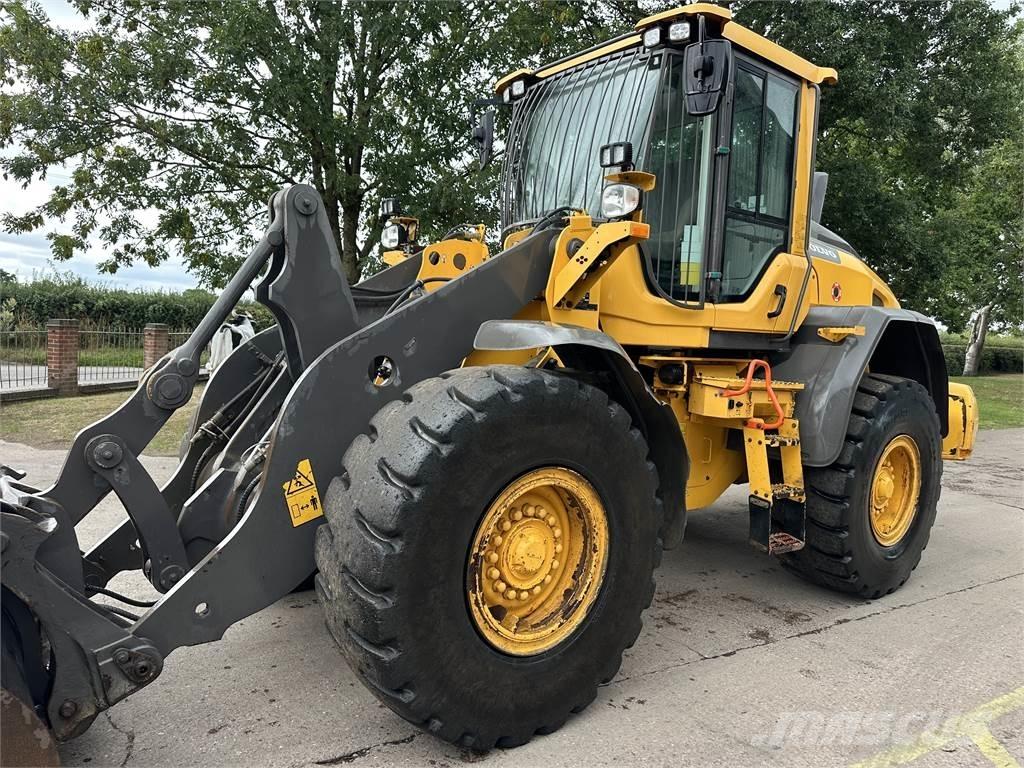 Volvo BM L70H لوادر وحفارات أمامية