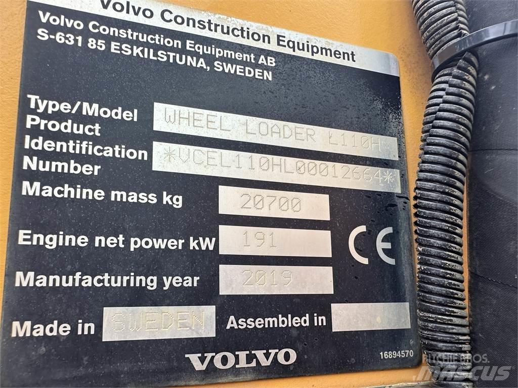 Volvo L110H لوادر بعجل