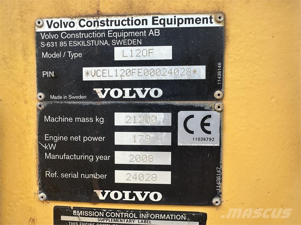 Volvo L120F لوادر بعجل