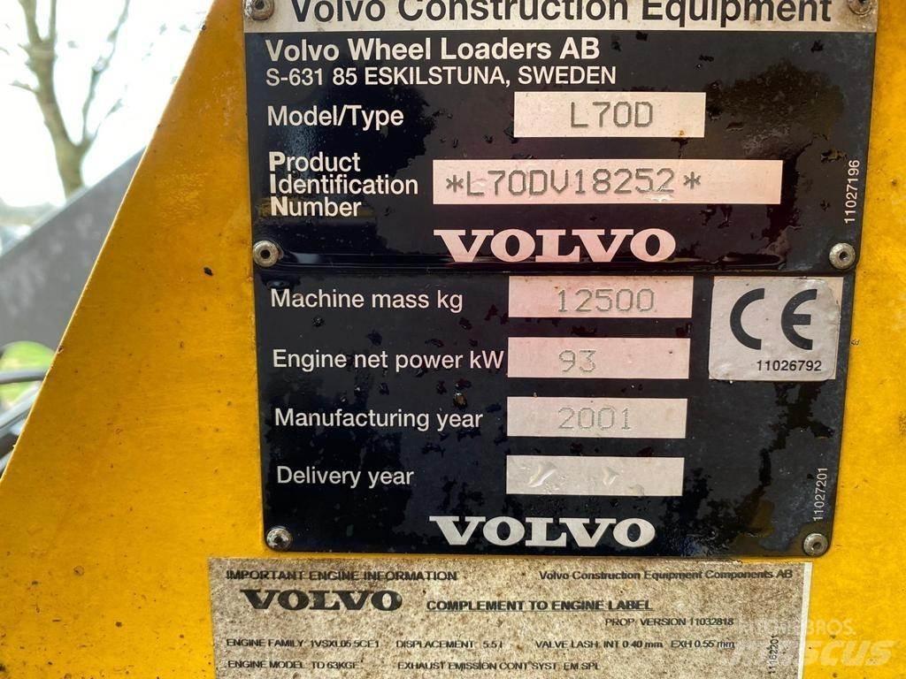 Volvo L70D لوادر بعجل