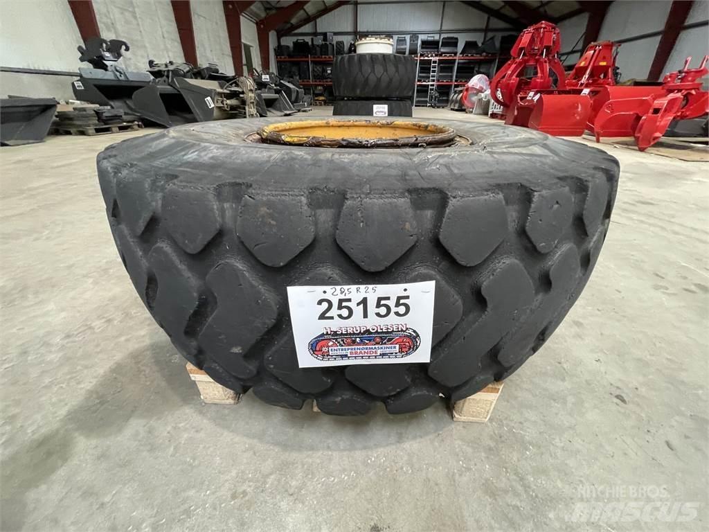  20.5xR25 Dæk på fælg الإطارات والعجلات والحافات