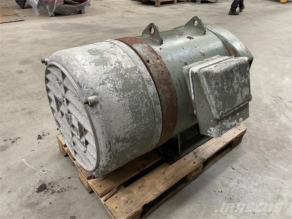  250 kva Stamford generator مولدات أخرى