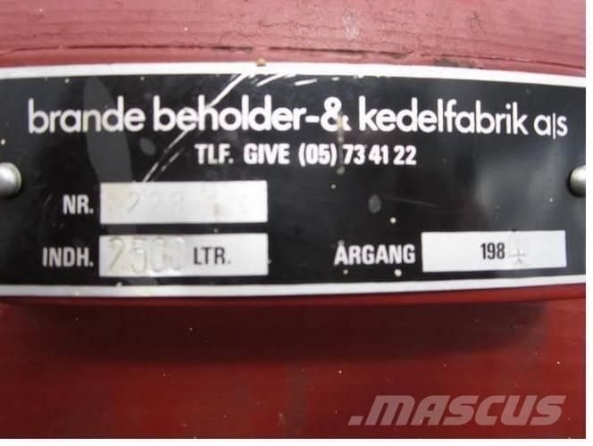  2500 L Tank مكونات أخرى