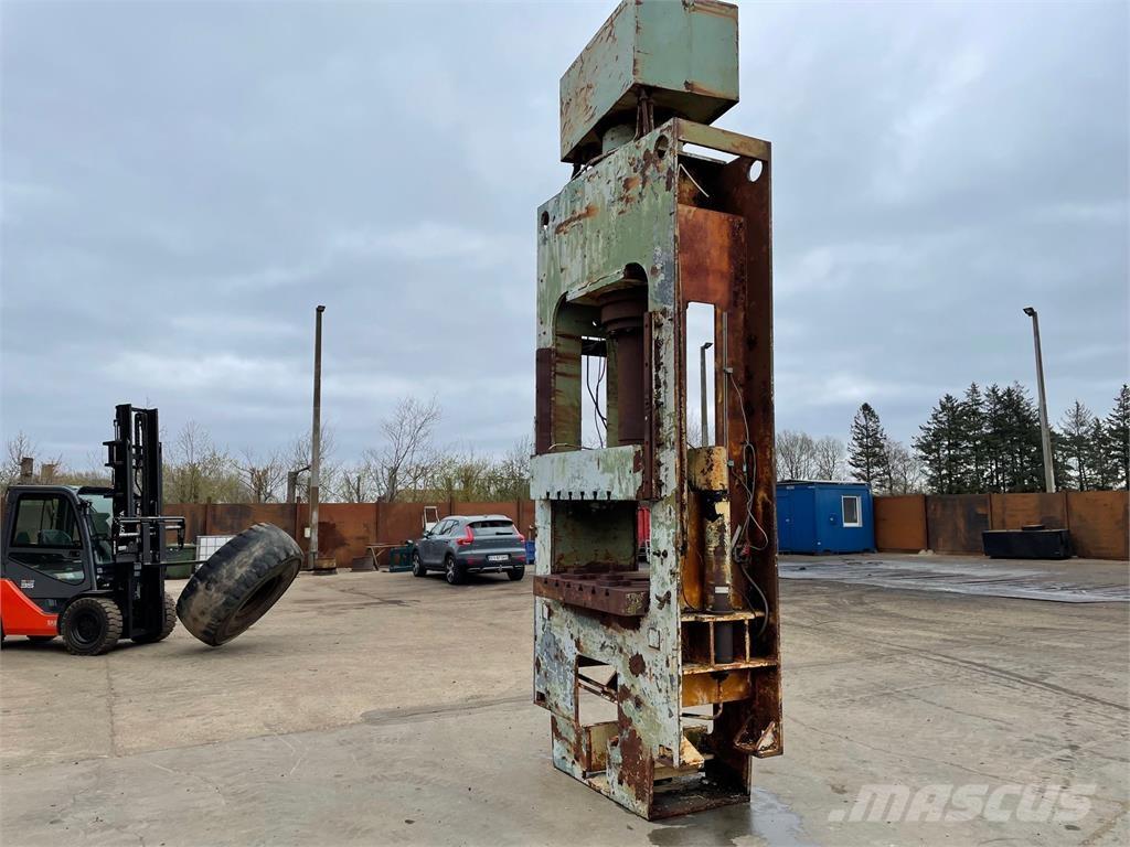  300 ton hydr. presser مكونات أخرى