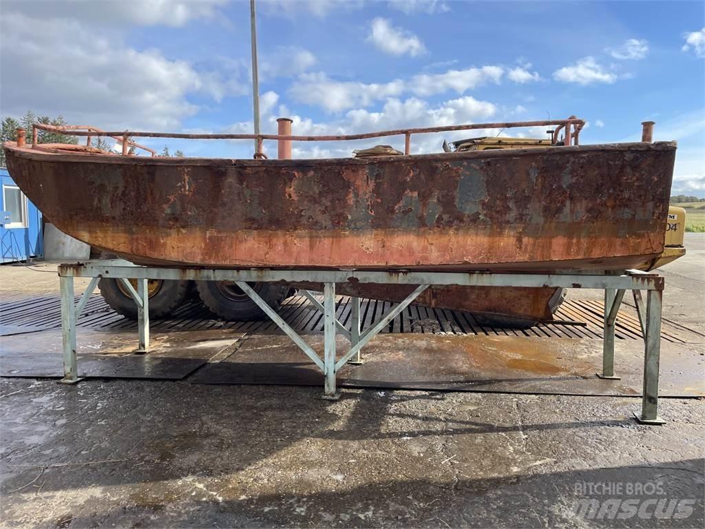  Arbejdsbåd uden motor. زوارق العمل / مراكب شحن