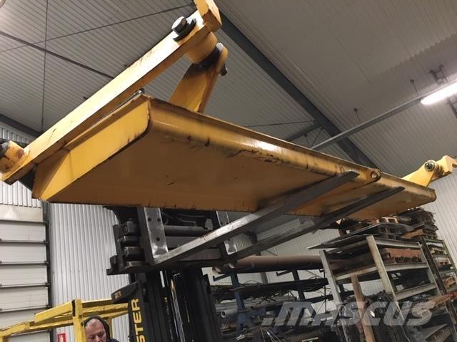  Bagsmæk ex. Volvo A25C 6x6 مكونات أخرى