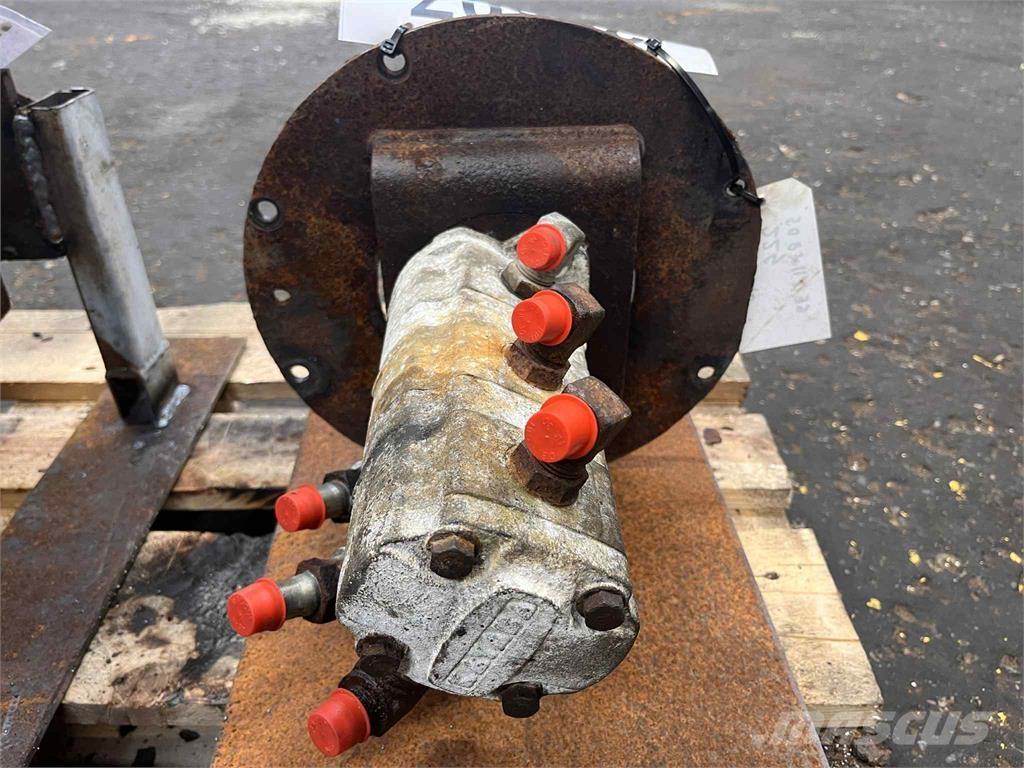 Bobcat 225 hydraulikpumpe هيدروليات