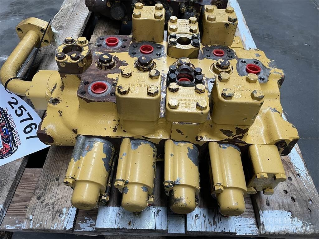 CAT 215LC hovedventilblok هيدروليات