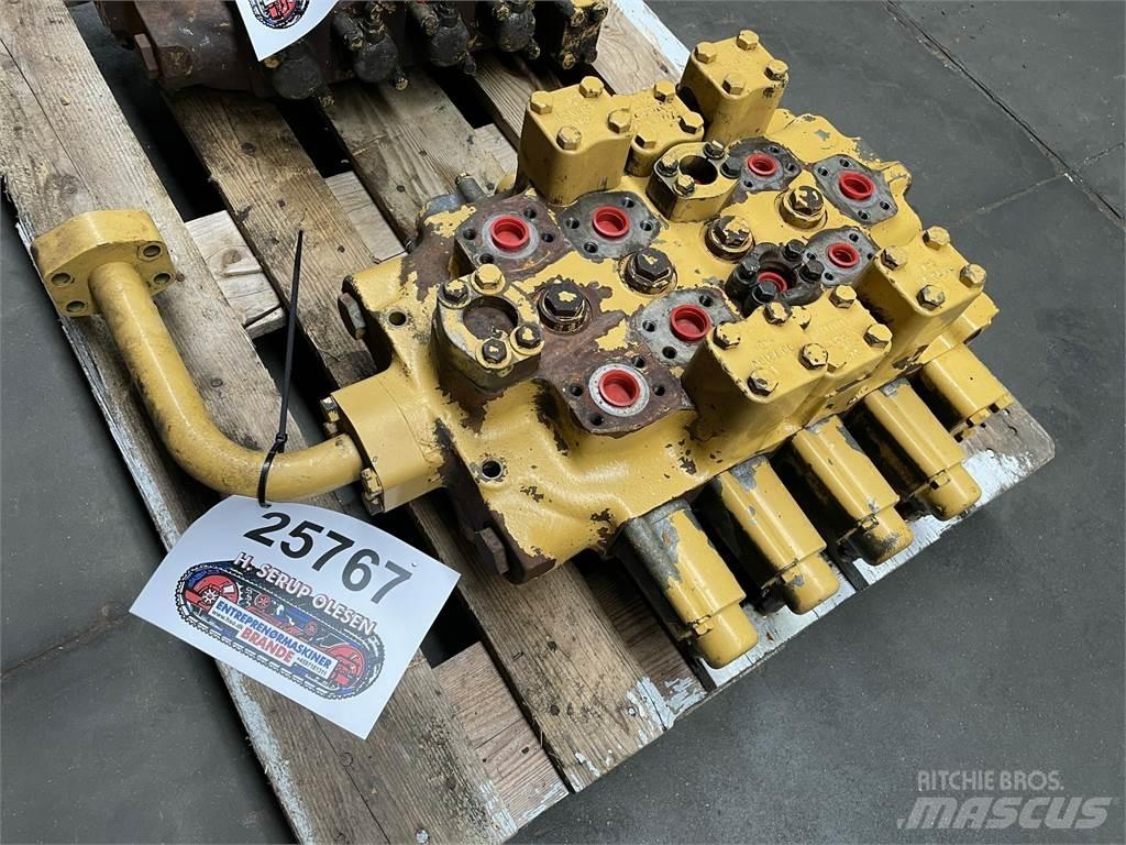 CAT 215LC hovedventilblok هيدروليات