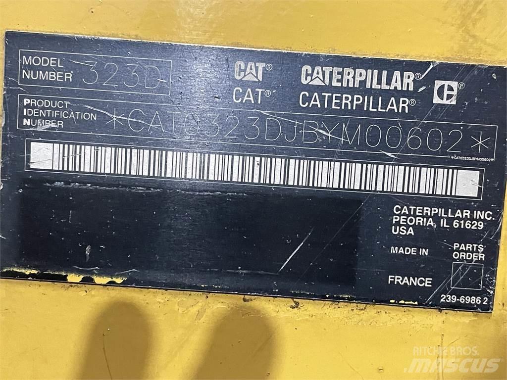 CAT 323D monobom مكونات أخرى