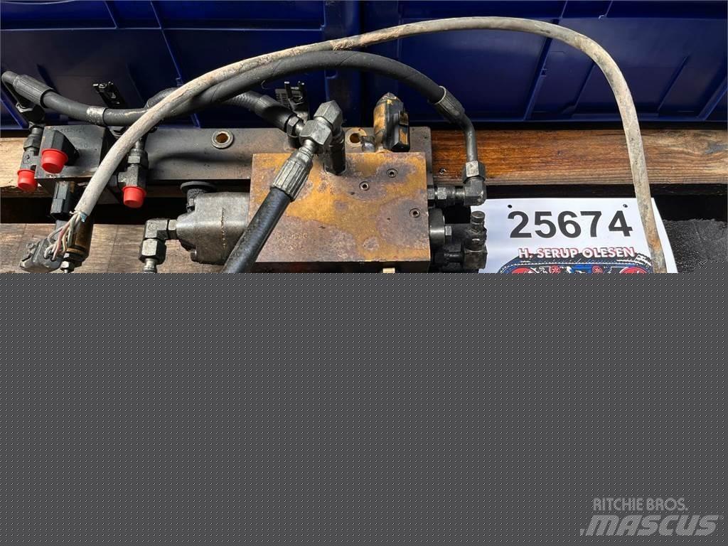 CAT 323D ventilgruppe-CON هيدروليات