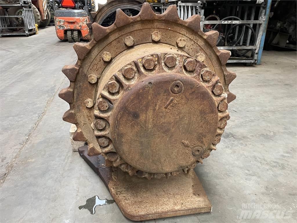 CAT 330B Køregear أجهزة نقل