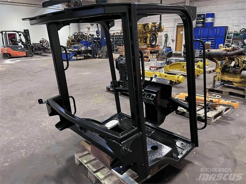CAT 908M Førerhus مكونات أخرى