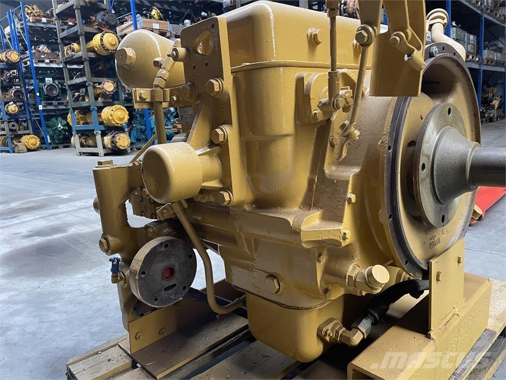 CAT 973 II Transmission أجهزة نقل