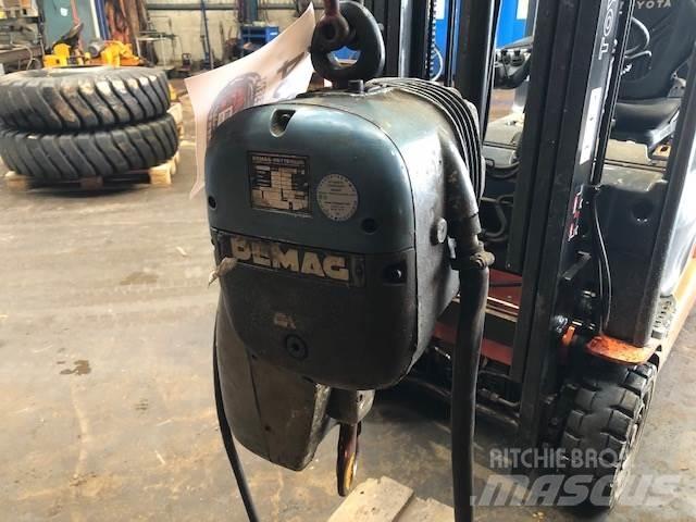 Demag el-talje type PK2N-F أجزاء ومعدات رافعات