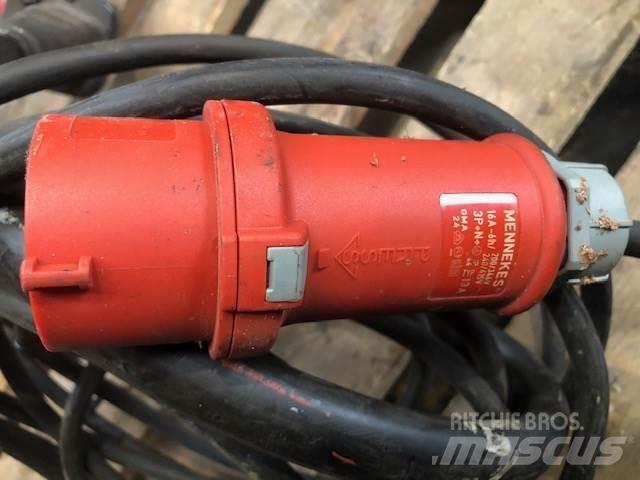 Demag el-talje type PK2N-F أجزاء ومعدات رافعات