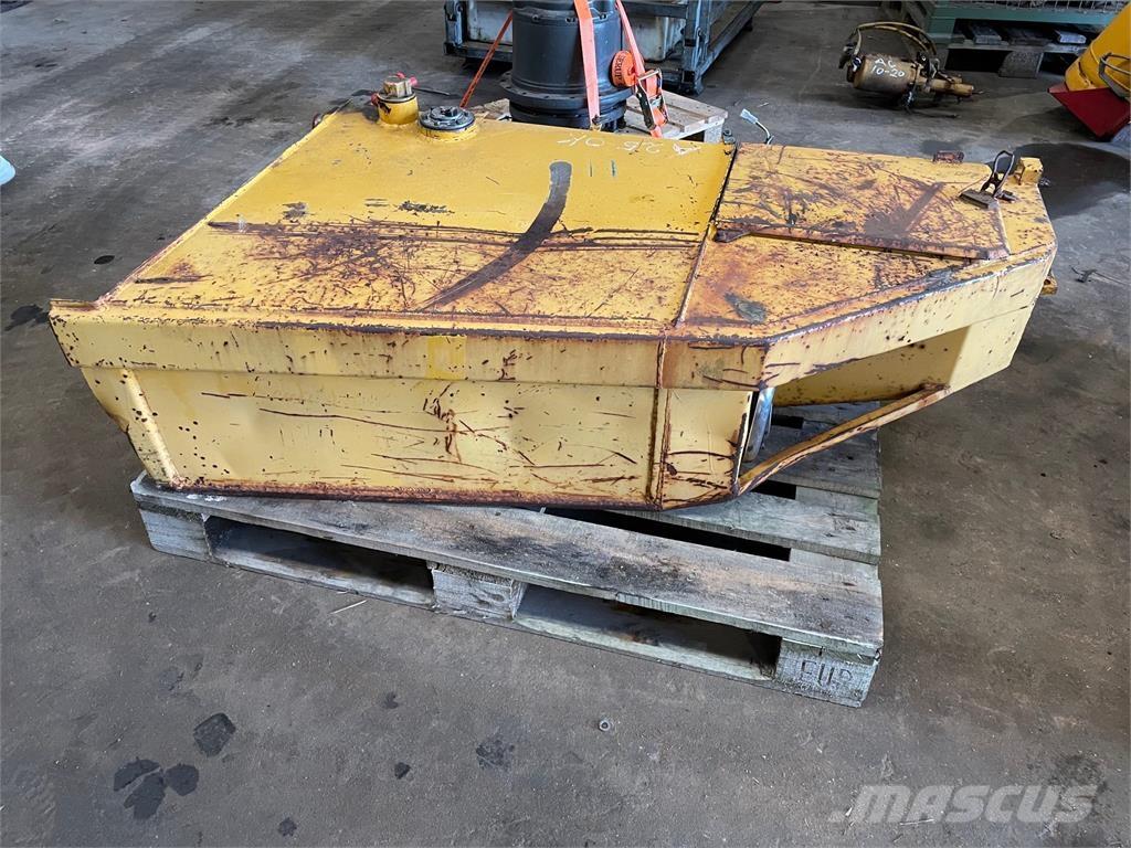  Dieseltank ex. Volvo A25 مكونات أخرى