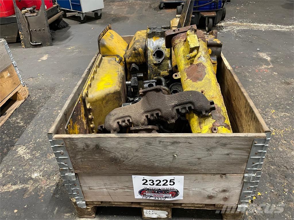  Diverse dele ex. Cat 3304 محركات
