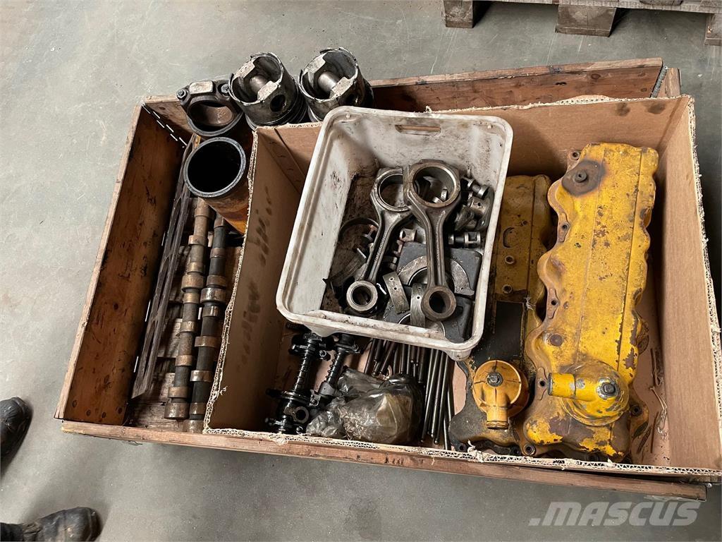  Diverse dele ex. Cat 3304 محركات